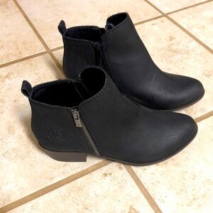 Lucky brand ankle boots